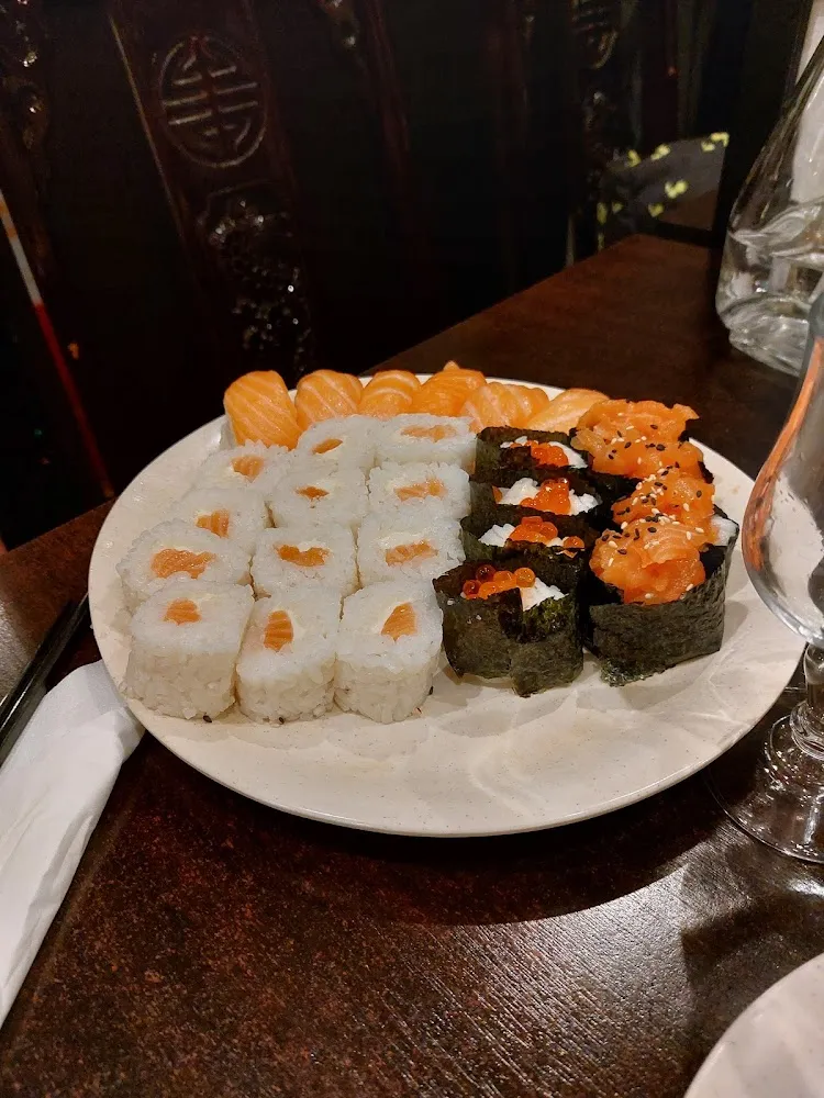 Maki Neige Saumon Fromage